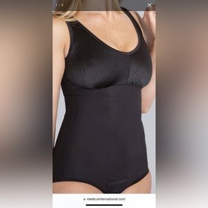Medico International item number SC-25     Sculptures Abdominoplasty Body Shaper